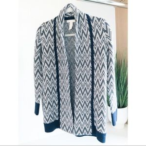 Banana Republic Petite XS  Navy Blue and white sweater